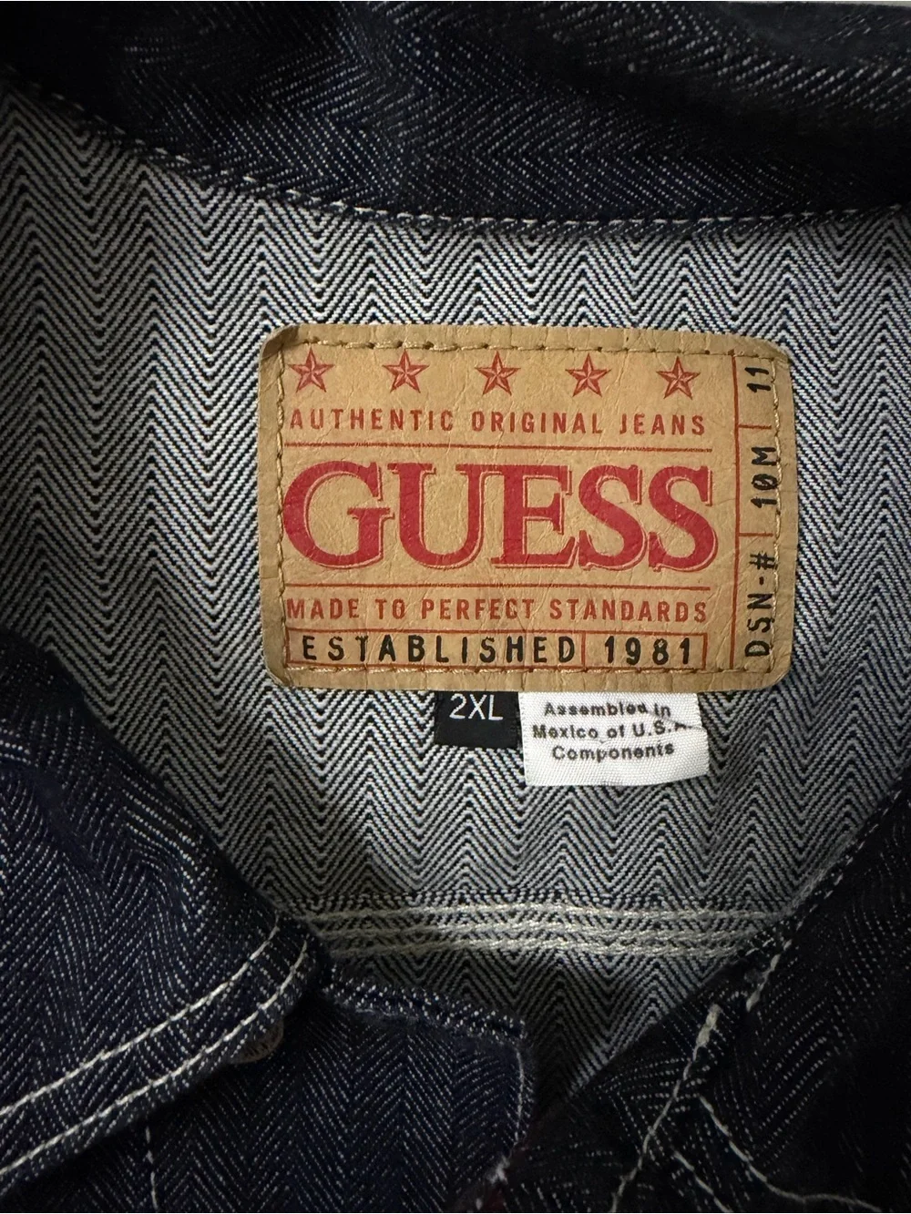 GUESS Men’s Dark Wash Denim Jacket 2XL Button Front Trucker Jean Coat